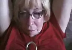 Mofos-Keegan ammira video trans amatoriali in bagno