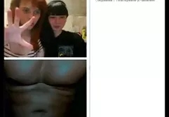 Rossa in porno amatoriale con trans collant a rete e lattice