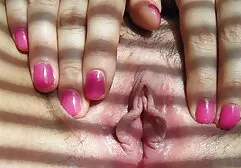 Tinka sotto la doccia con trans amatoriale Dawson Miller