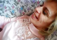 Latina in topless si masturba amatoriale trans