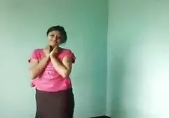 Anziani boner piantato amatoriale trans giovane culo